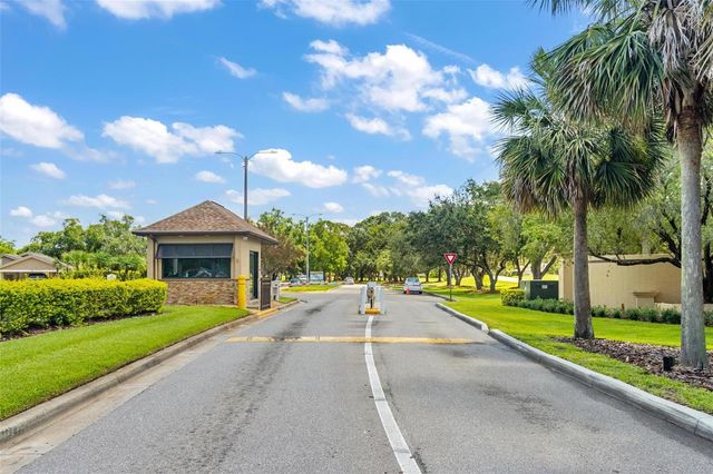 108 WOODLANDS COURT 108, Oldsmar, FL 34677