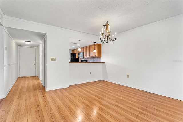 108 WOODLANDS COURT 108, Oldsmar, FL 34677