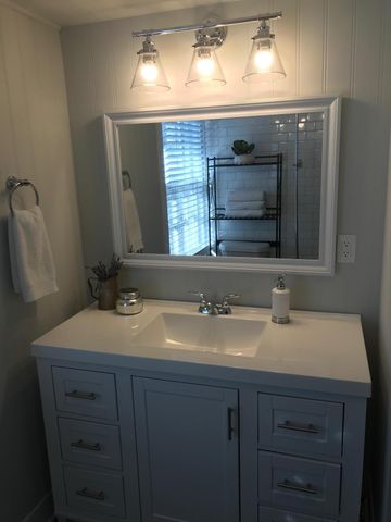 1401 8th St, Old Hickory, TN 37138