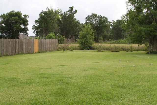 4622 Sugar Bend St, Houma, LA 70364