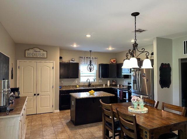 4622 Sugar Bend St, Houma, LA 70364