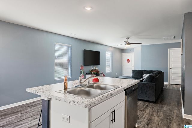 693 SAVANNAH STREET, Odenville, AL 35120