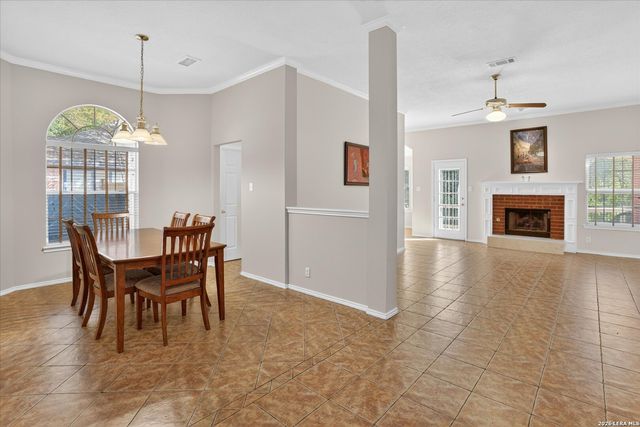 1806 Kingsbridge, San Antonio, TX 78253