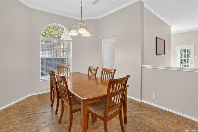 1806 Kingsbridge, San Antonio, TX 78253