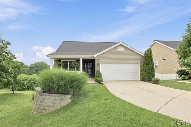 2237 Hagenstone Terrace, Unincorporated, MO 63125