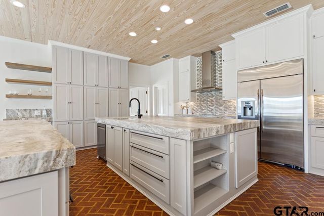 15848 McElroy Rd, Whitehouse, TX 75791