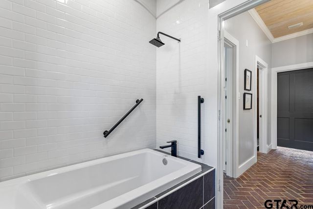 15848 McElroy Rd, Whitehouse, TX 75791