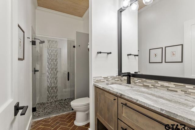 15848 McElroy Rd, Whitehouse, TX 75791