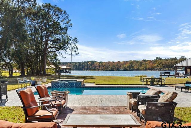 15848 McElroy Rd, Whitehouse, TX 75791