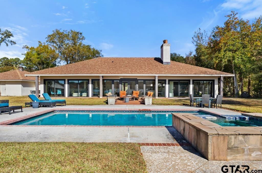 15848 McElroy Rd, Whitehouse, TX 75791