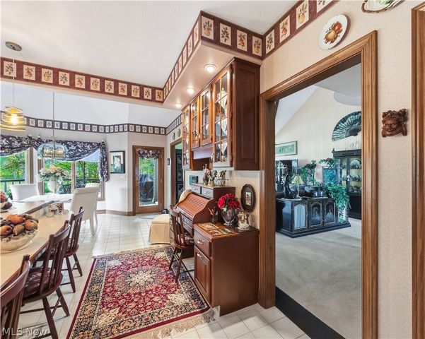 4183 Lochness Circle NW, Canton, OH 44718