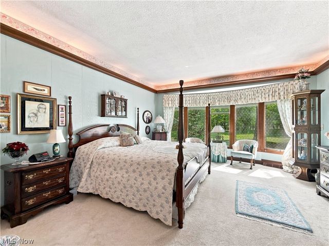4183 Lochness Circle NW, Canton, OH 44718