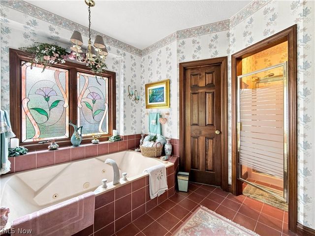 4183 Lochness Circle NW, Canton, OH 44718