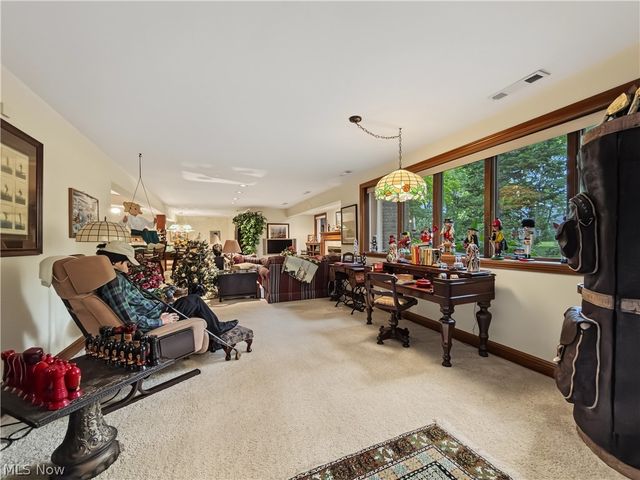 4183 Lochness Circle NW, Canton, OH 44718
