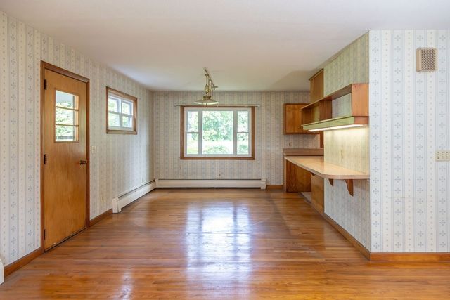49 Harlow Drive, Amherst, MA 01002
