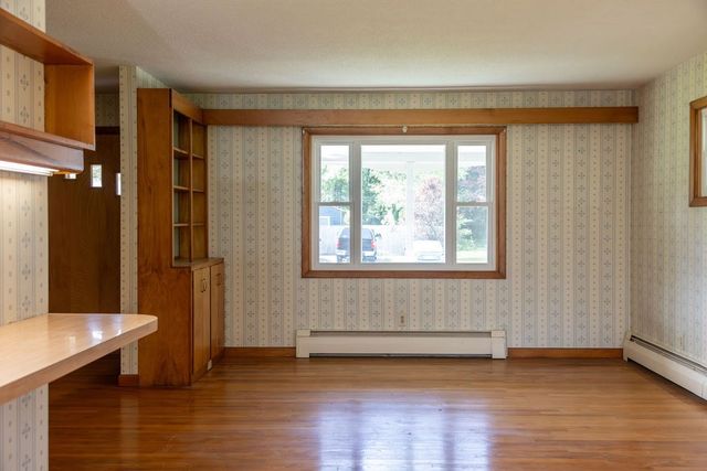 49 Harlow Drive, Amherst, MA 01002