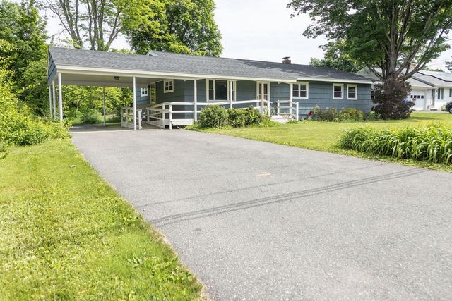 49 Harlow Drive, Amherst, MA 01002