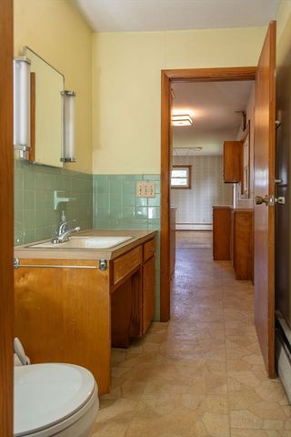 49 Harlow Drive, Amherst, MA 01002