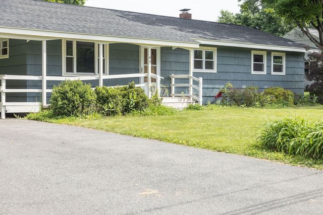 49 Harlow Drive, Amherst, MA 01002