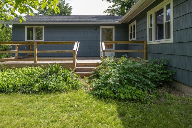 49 Harlow Drive, Amherst, MA 01002