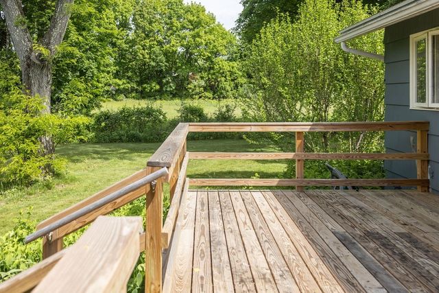 49 Harlow Drive, Amherst, MA 01002