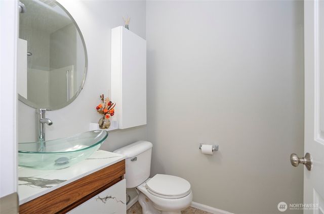 4020 Tribute Avenue E, Fife, WA 98424