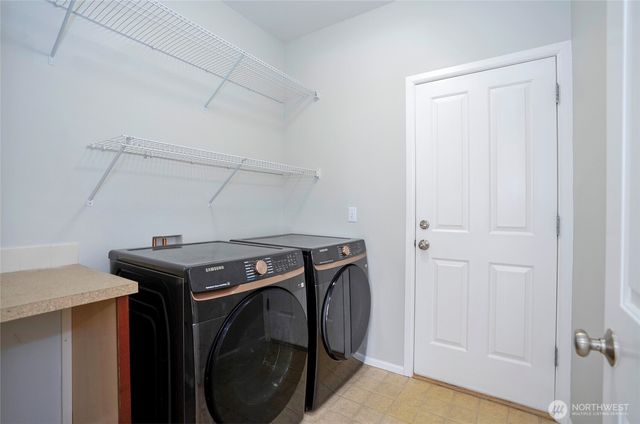 4020 Tribute Avenue E, Fife, WA 98424