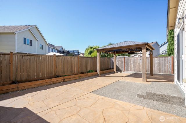 4020 Tribute Avenue E, Fife, WA 98424