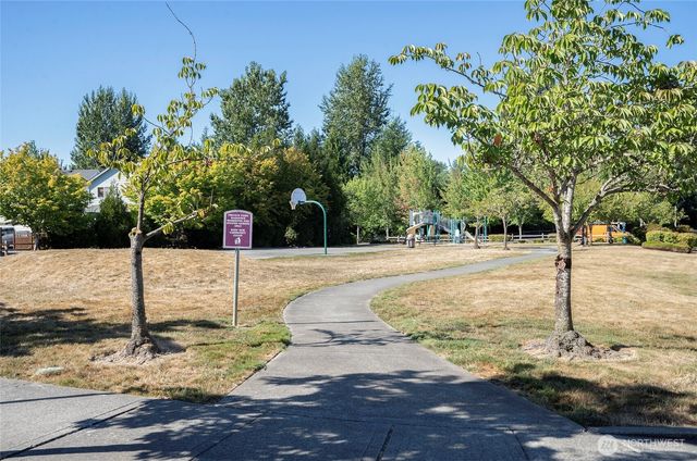 4020 Tribute Avenue E, Fife, WA 98424