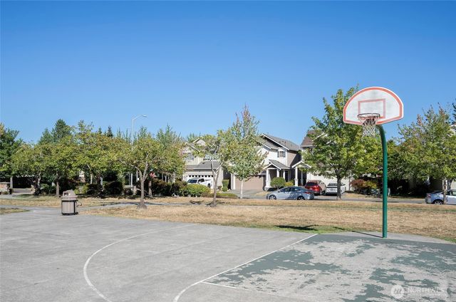 4020 Tribute Avenue E, Fife, WA 98424