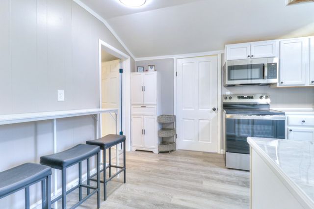 65 Duckpond Rd, Gruetli Laager, TN 37339