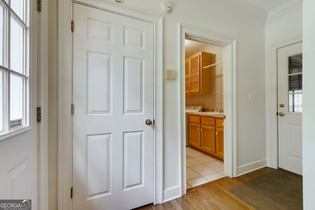 1031 Millers Lake Drive, Watkinsville, GA 30677