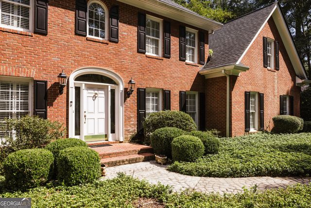 1031 Millers Lake Drive, Watkinsville, GA 30677