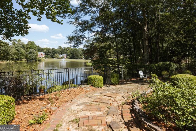 1031 Millers Lake Drive, Watkinsville, GA 30677