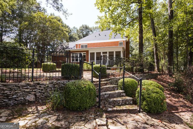 1031 Millers Lake Drive, Watkinsville, GA 30677