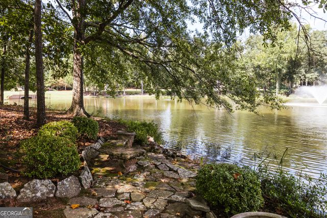 1031 Millers Lake Drive, Watkinsville, GA 30677