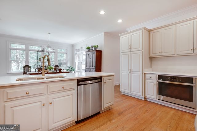 1031 Millers Lake Drive, Watkinsville, GA 30677