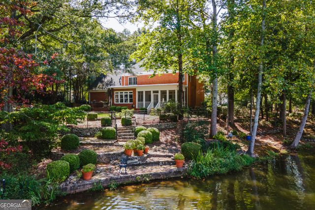1031 Millers Lake Drive, Watkinsville, GA 30677