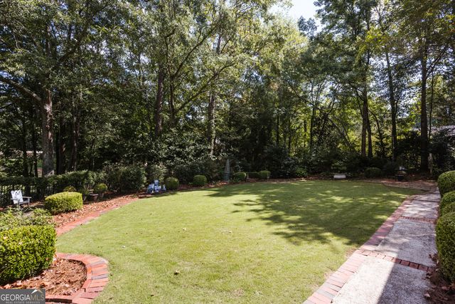 1031 Millers Lake Drive, Watkinsville, GA 30677