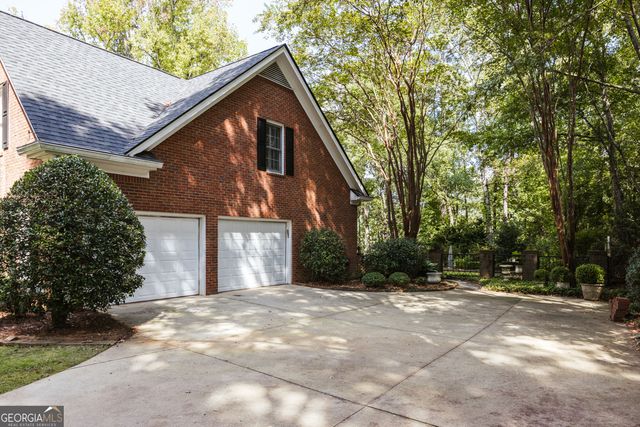 1031 Millers Lake Drive, Watkinsville, GA 30677