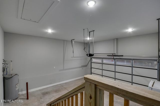 5602 Old Niles Ferry Pike, Greenback, TN 37742