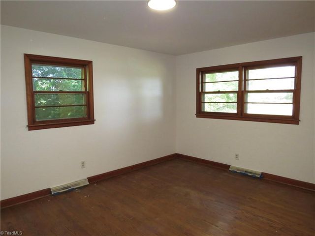 3210 Garden Road, Burlington, NC 27215