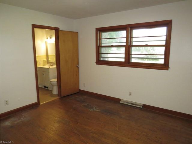 3210 Garden Road, Burlington, NC 27215