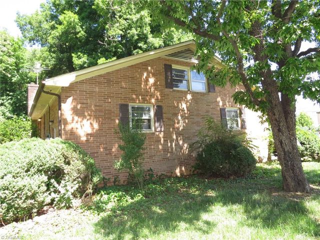 3210 Garden Road, Burlington, NC 27215