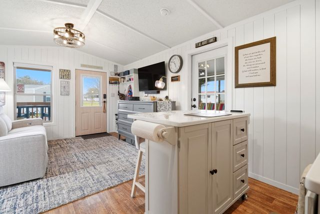 1413 Circle Dr., North Myrtle Beach, SC 29582