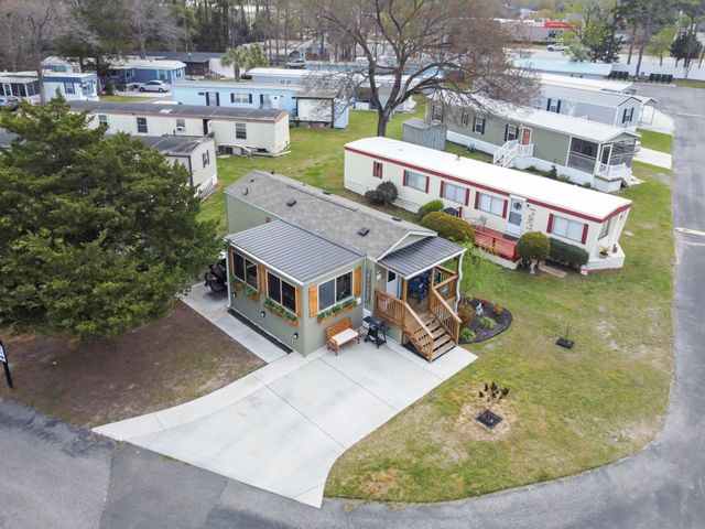 1413 Circle Dr., North Myrtle Beach, SC 29582