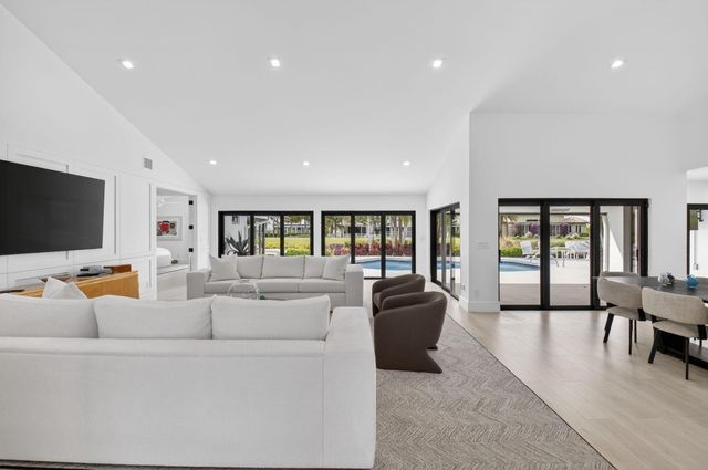 17829 Scarsdale Way, Boca Raton, FL 33496