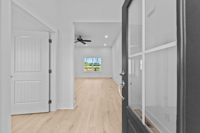 232 Dugout Road, Summertown, TN 38483