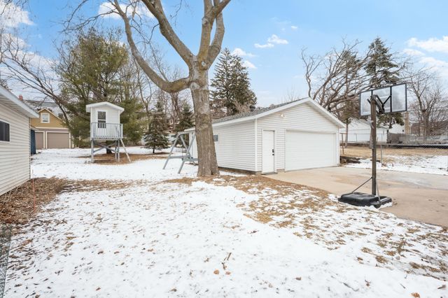 621 6th Street SW, Rochester, MN 55902