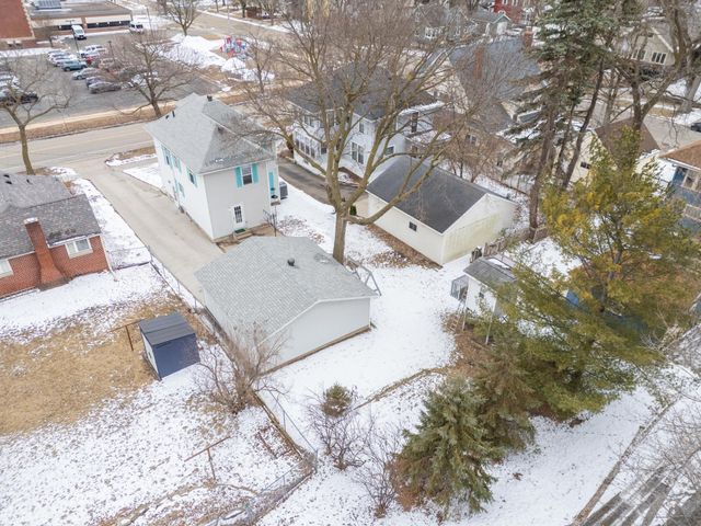 621 6th Street SW, Rochester, MN 55902